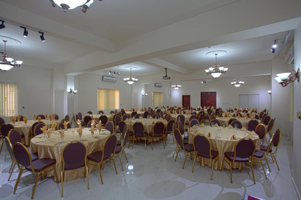 La Rose Hotel Sylhet Bagian luar foto