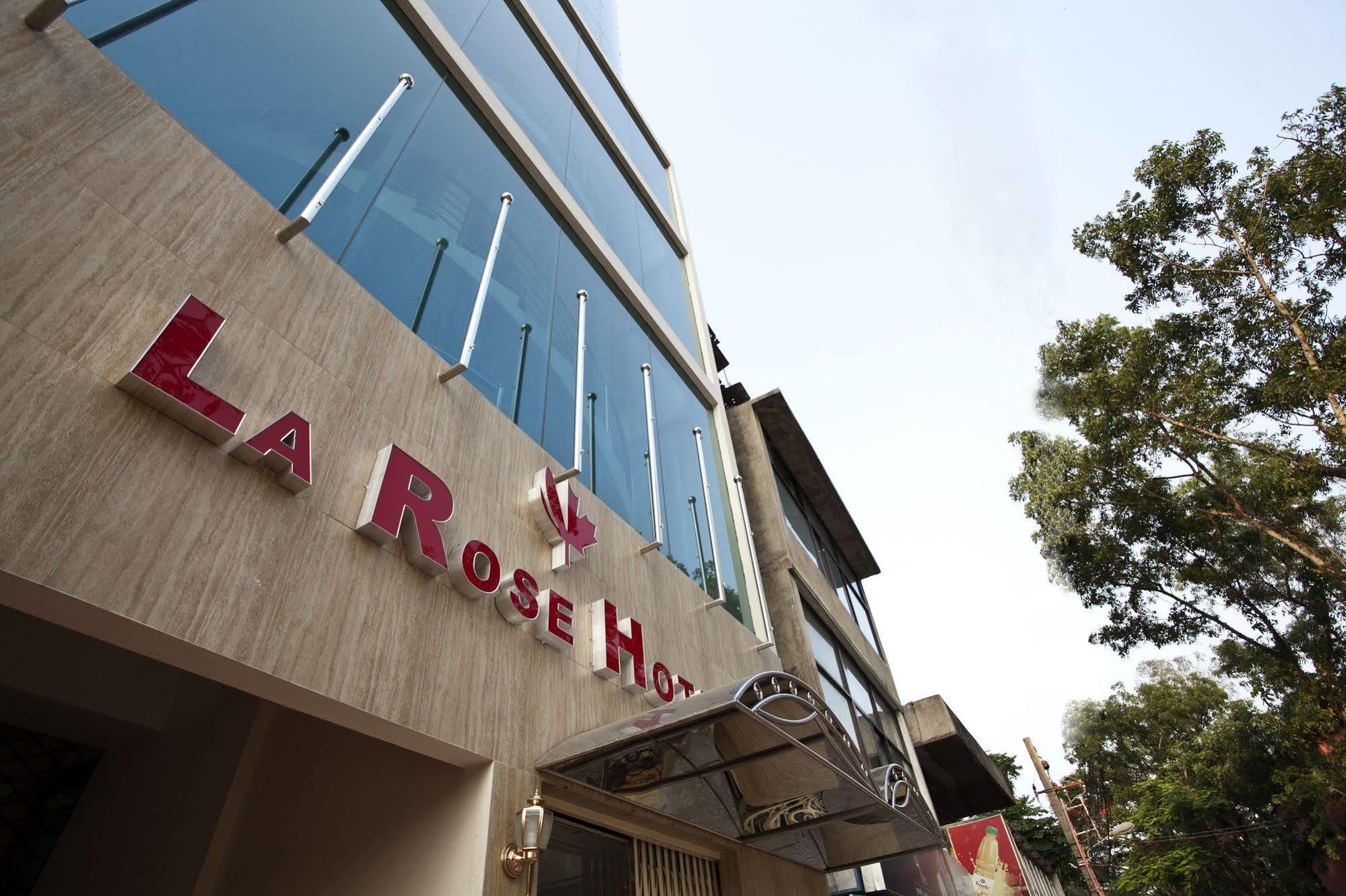 La Rose Hotel Sylhet Bagian luar foto