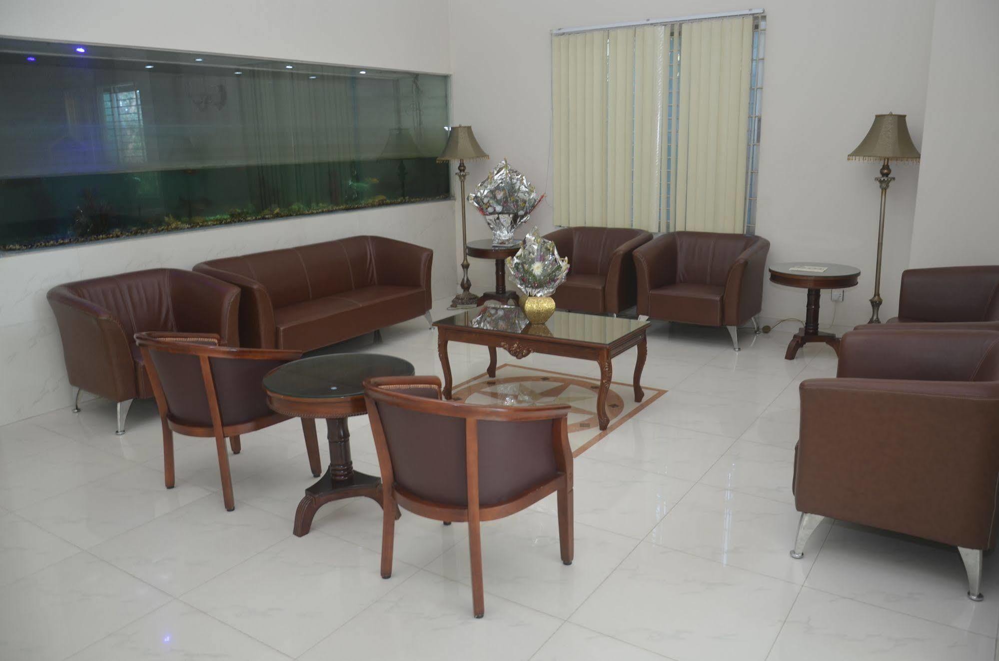 La Rose Hotel Sylhet Bagian luar foto