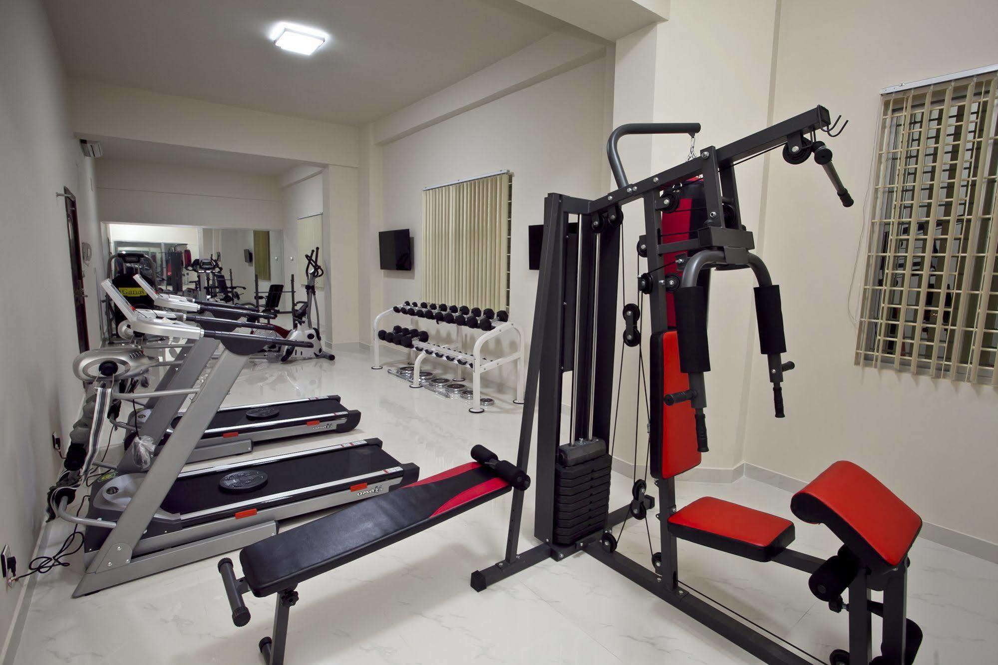 La Rose Hotel Sylhet Bagian luar foto